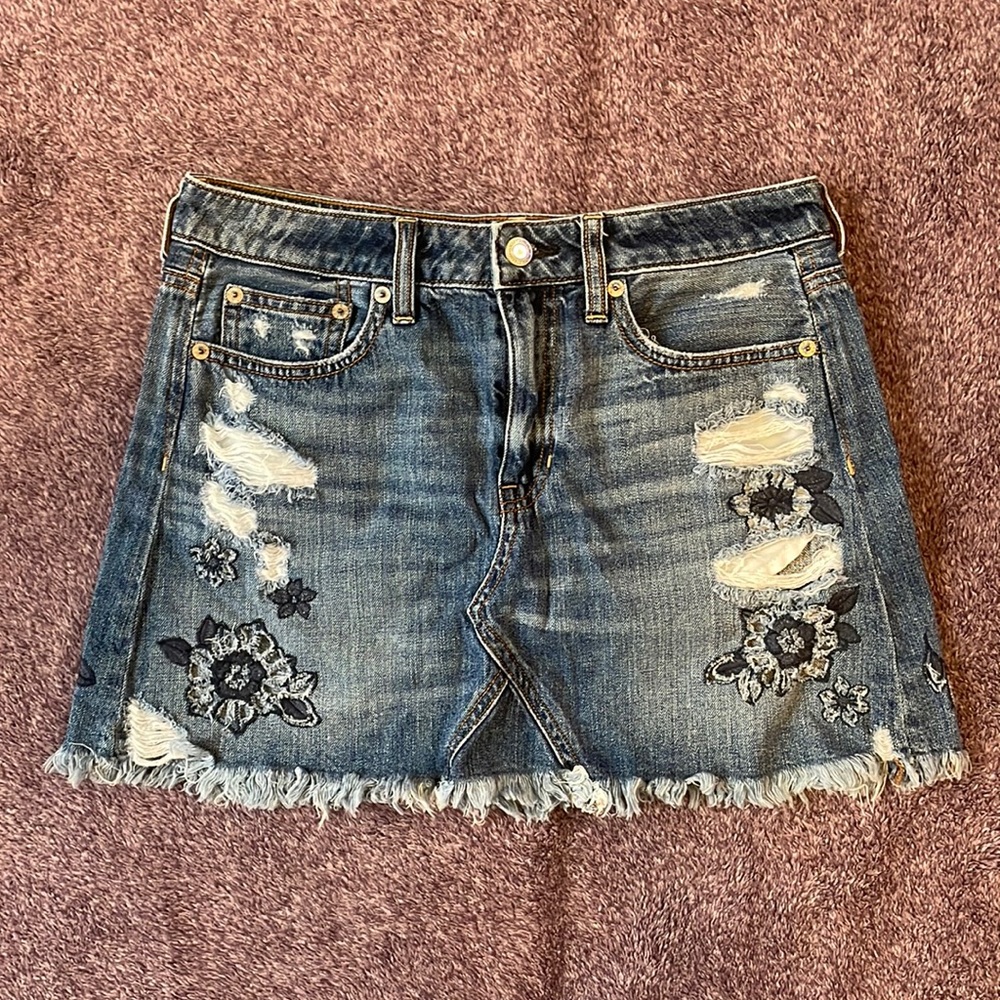 American eagle floral print jean mini skirt